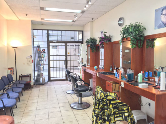 BR BROMLEY BARBERSHOP